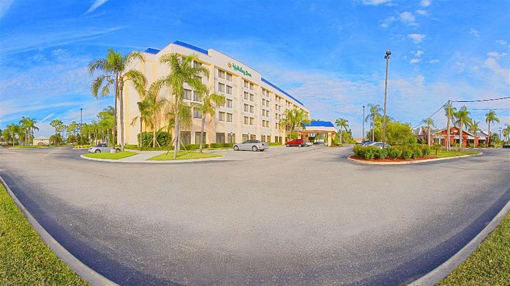 Holiday Inn Port St. Lucie, An Ihg Hotel Exterior photo