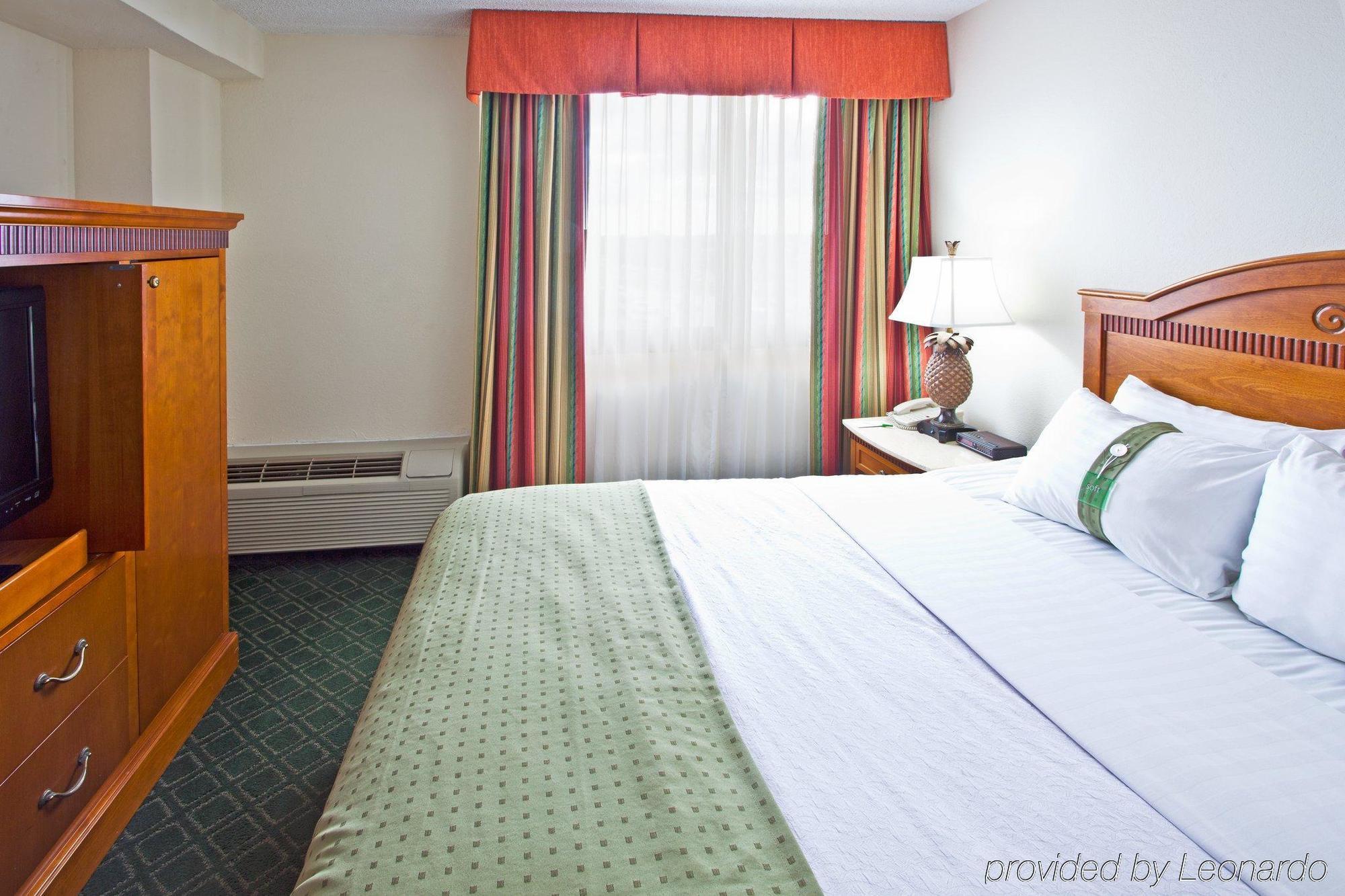 Holiday Inn Port St. Lucie By Ihg Room photo
